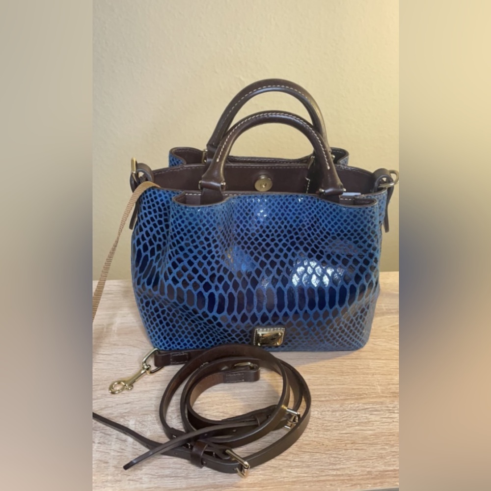 Vintage Mini Barlow Dooney and Bourke purse